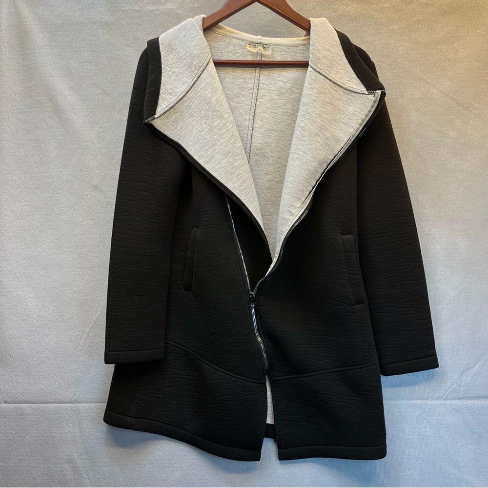 Betsey Johnson Black Asymmetrical Zip Performance Longline Scuba Jacket Small